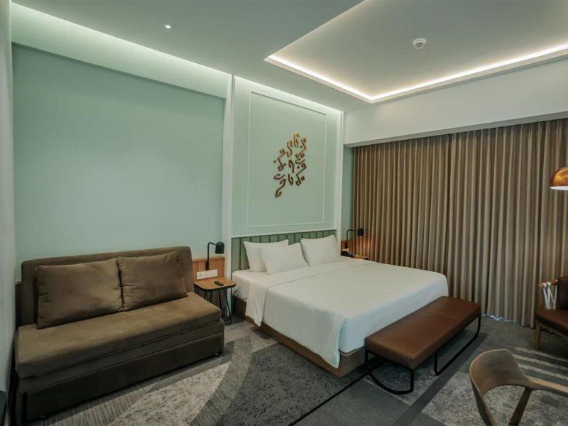 Luwansa Hotel And Convention Center Манадо Екстер'єр фото