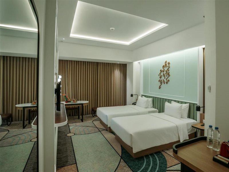Luwansa Hotel And Convention Center Манадо Екстер'єр фото